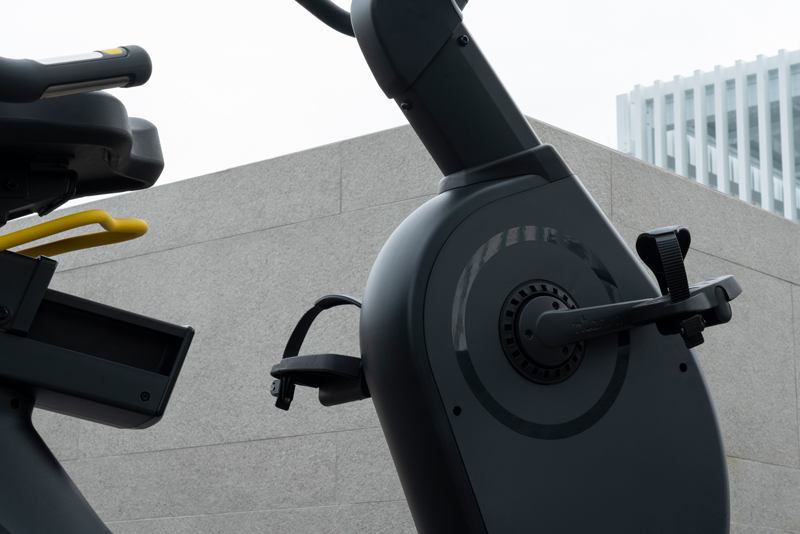 Intenza Liegeergometer für den Studiobetrieb, Cardiogeräte